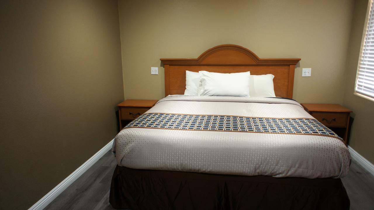 Executive Inn Deming Bagian luar foto