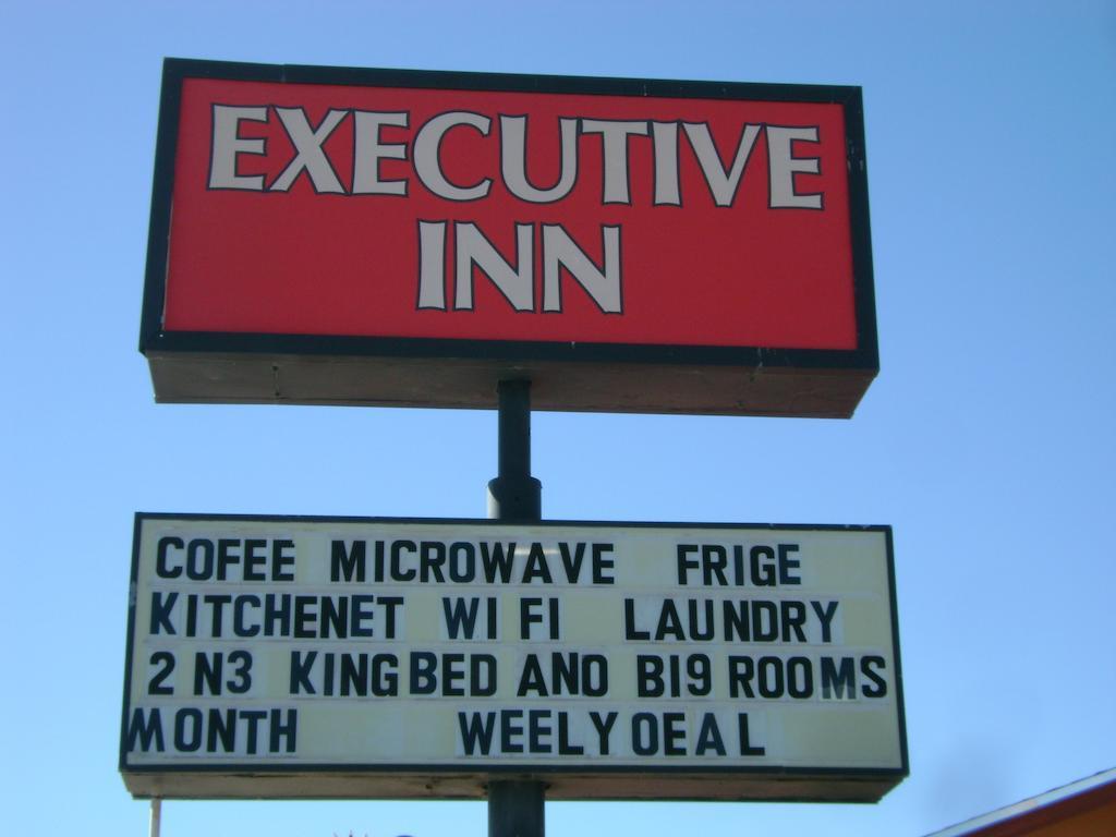 Executive Inn Deming Bagian luar foto